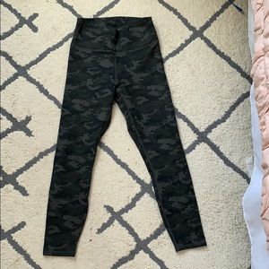 Fabletics camp leggings